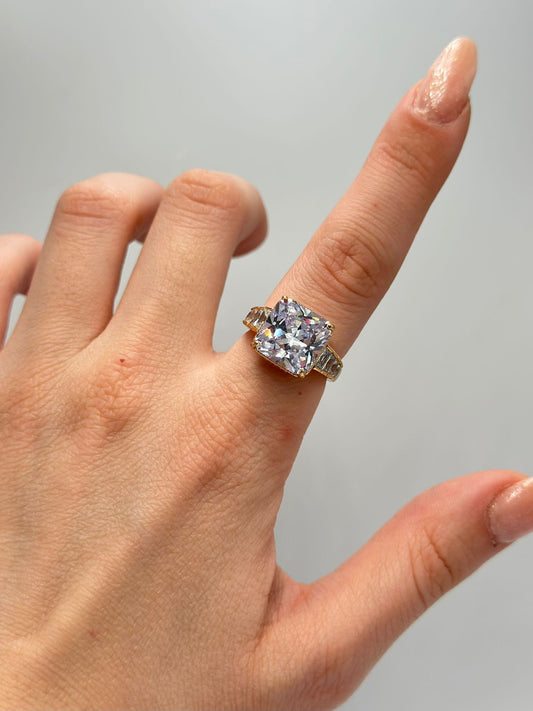 14 Ayar Kristal Taş Baget Yüzük