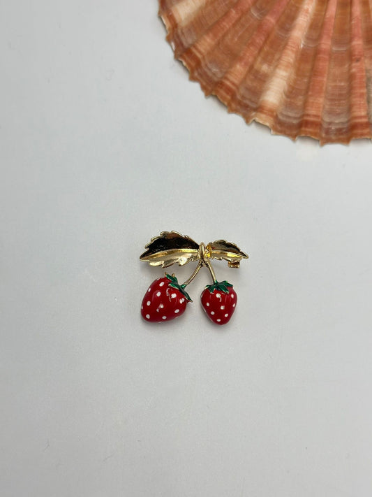 2'li Çilek Detay Broş