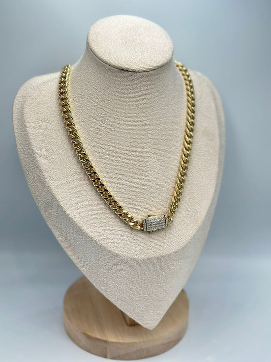 Zirkon Taş Detay Zincir Kolye (Çelik)