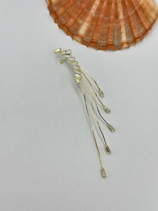 Sallantı Detay Kıkırdak Küpe