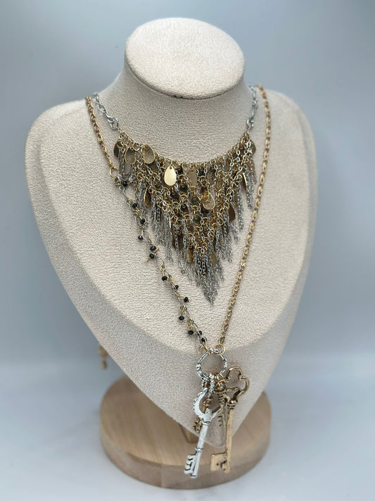 Kilit Detay Uzun Eskitme Kolye