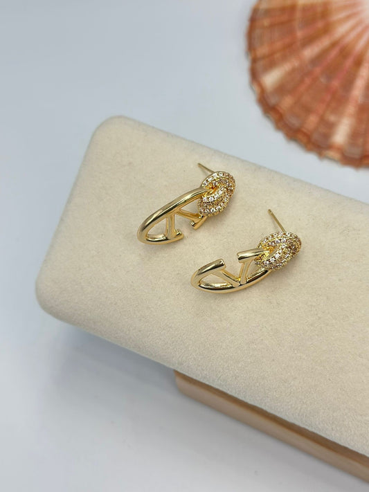 V Detay Minimal Küpe (Çelik)