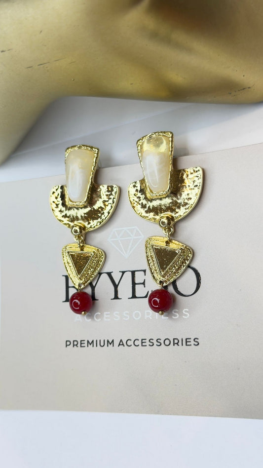 Üçgen Detaylı Sallantılı Küpe (Pirinç Kaplama)