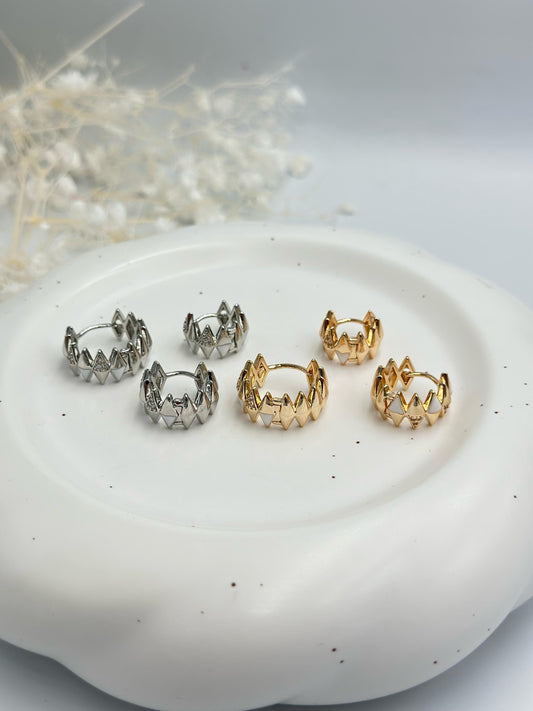 Beyaz Mineli Çelik Halka Set Küpe