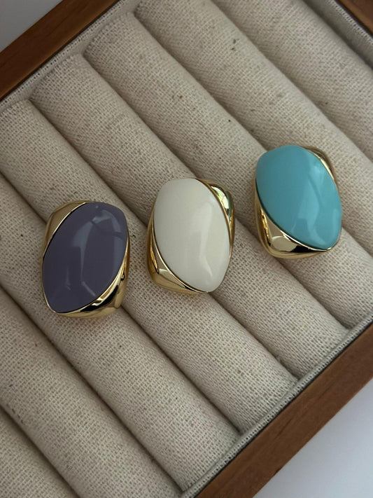 Bombeli Porselen Taş Detaylı Vintage Çelik Küpe