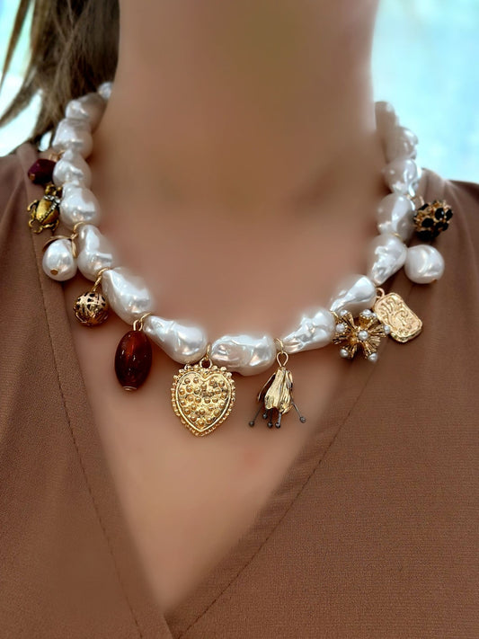 Charm Detaylı Barok İnci Kolye (Çelik)