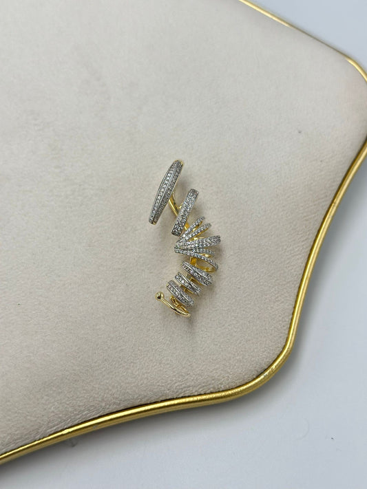 Çift Renk Zirkon Taş Detaylı Kıkırdak Küpesi