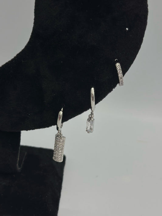 Çubuk Detay Zirkon Taşlı Set Küpe