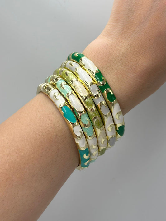 Dalga Ve Sedef Detay Çelik Kelepçe