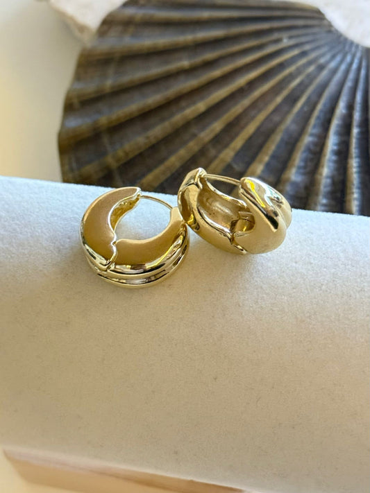 Gold Bombeli Halka Küpe (Pirinç Kaplama)