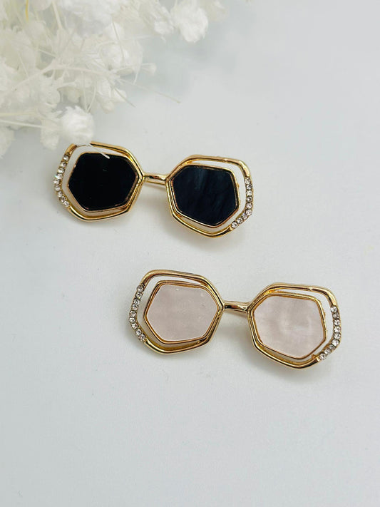 Gold Çerçeve Detay Minimal Gözlük Broş