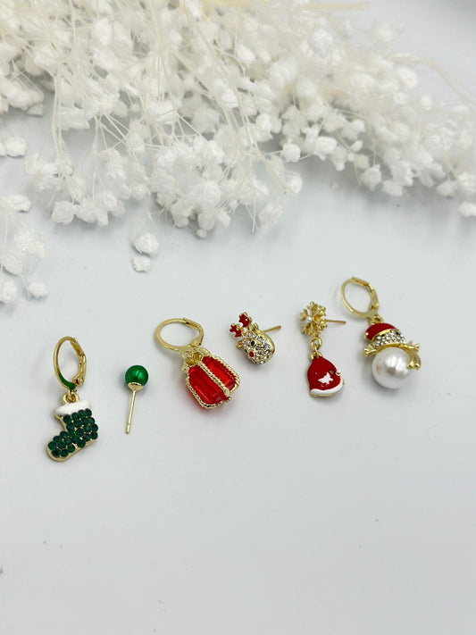 Hediye Paketi Yılbaşı Detaylı 6 lı Set Küpe