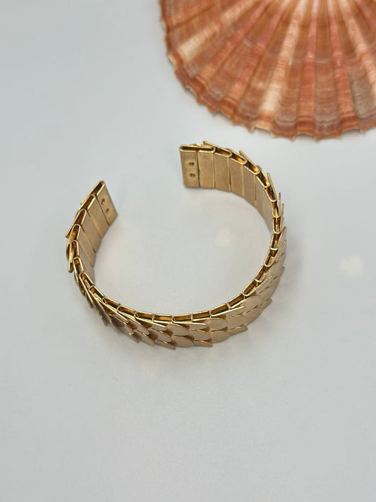 Kabartmalı Pul Çelik Kelepçe