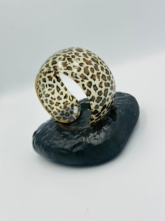 Kalın Reçine Akrilik Leopar Kelepçe