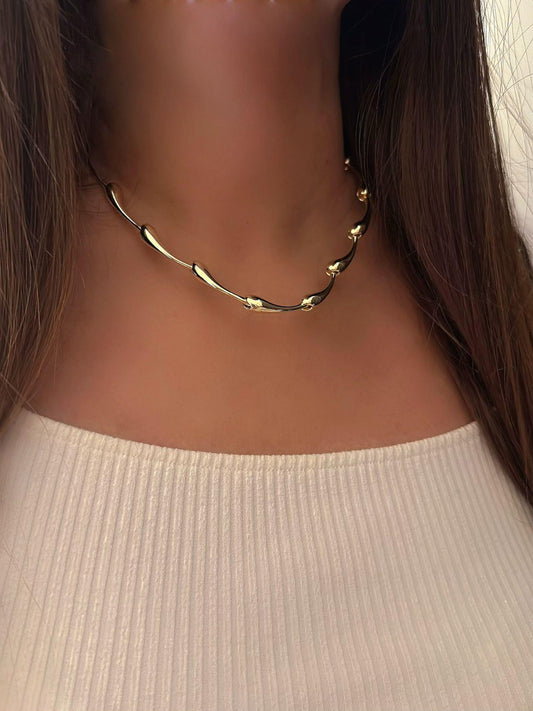 Kıvrım Plaka Detaylı Çelik Kolye