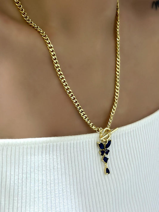 Laciver Baget Taş Detyalı Sallantılı Kelebek Figürlü Çelik Kolye