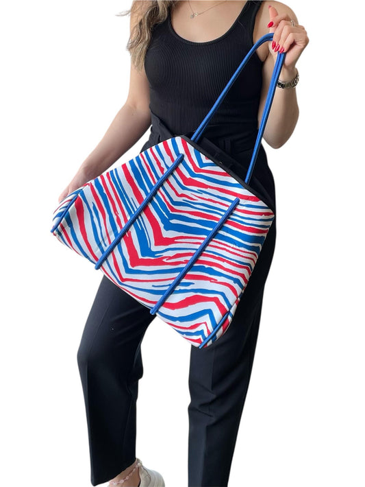 Mavi Kırmızı Renk Detaylı Çizgili Byyeşo Çanta