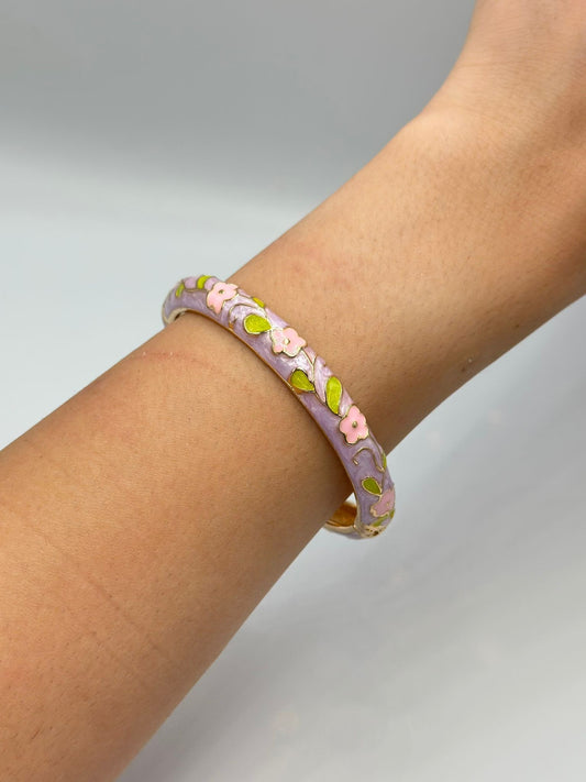 Mineli Çiçek Detay Kelepçe