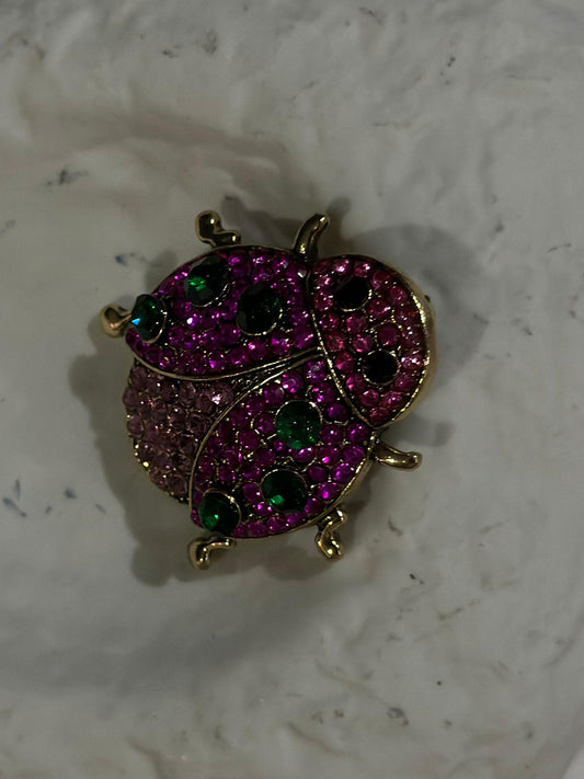 Mor Zirkon Taş Detaylı Uğur Böceği Broş