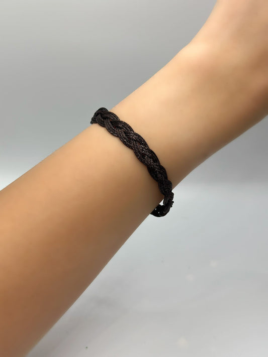 Örgü Detay Mıknatıslı Bileklik