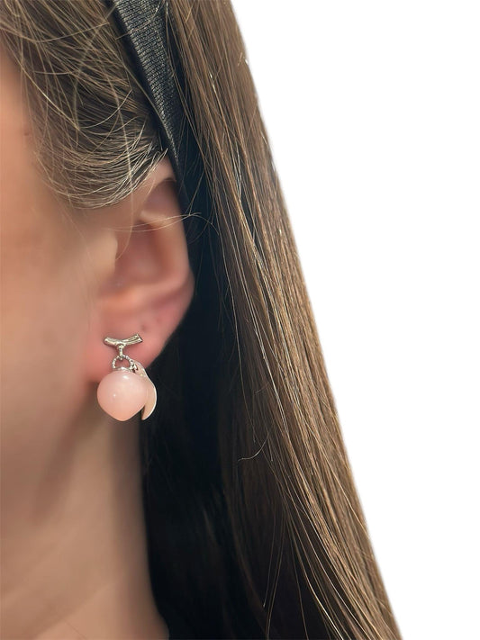 Pembe Topçuk Detyalı Minimal Çelik Küpe