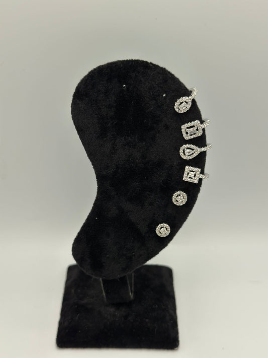 Piremium Serisi Zirkon Taş Detaylı Sıralı Kıkırdak Tasarım Küpe