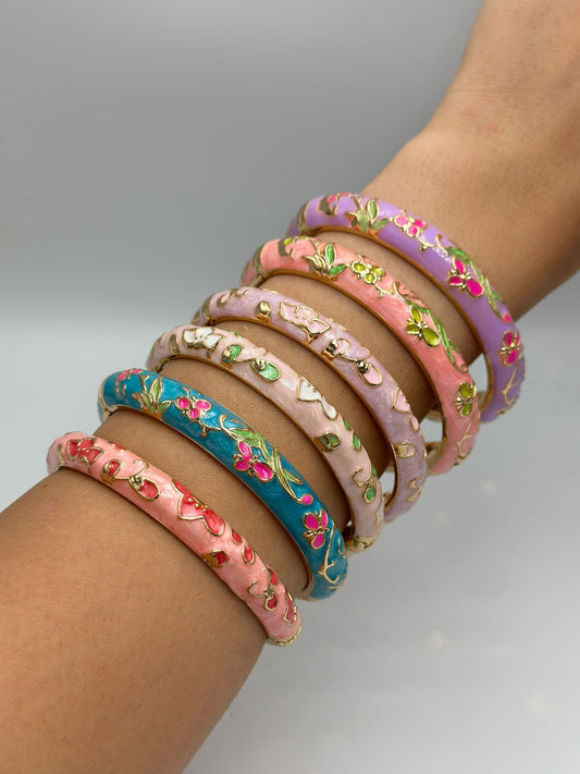 Renkli Mineli Detay Kelepçe (çelik)