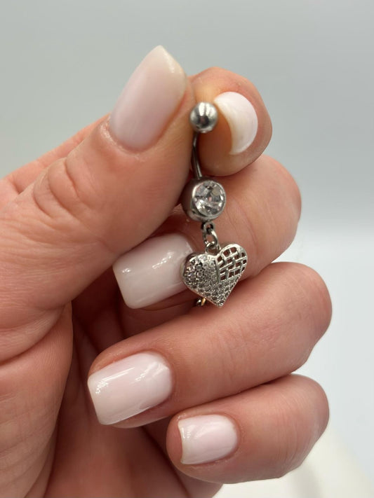 Sallantılı Kalp Detaylı Çelik Göbek Piercing