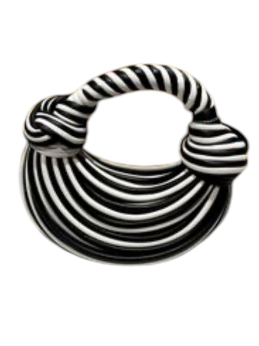 Siyah Beyaz Detay Tasarım Byyeşo Çanta