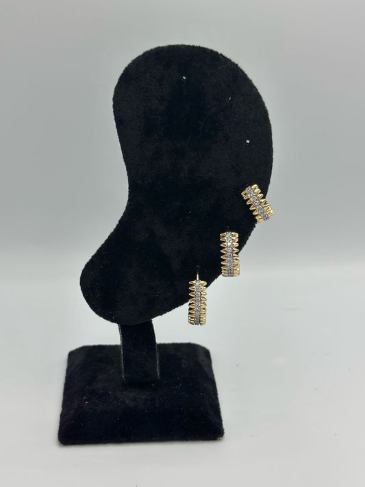 Tırtık Ve Zirkon Taş Detay Halka Set Küpe