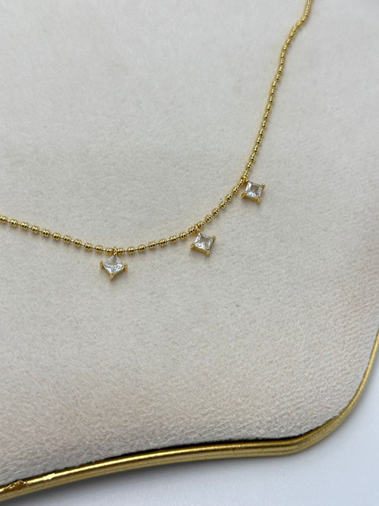 Üçgen Charm Detaylı Çelik Halhal