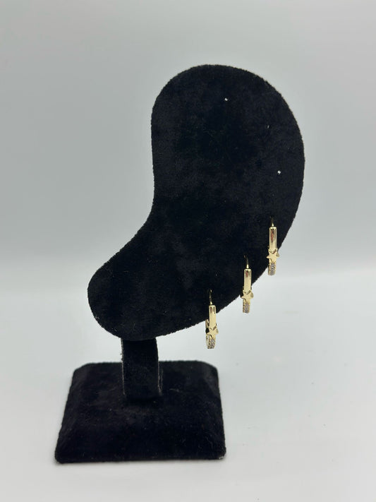 Yıldız Detay Kare Kesim Set Küpe