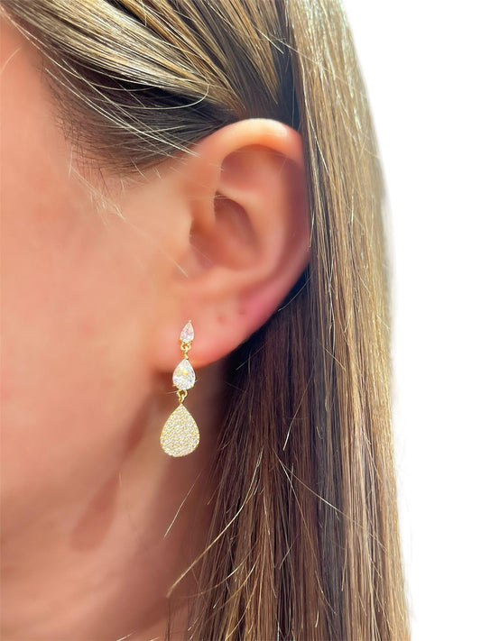 Zirkon Taş Detay Sallantılı Damla Küpe (Çelik)