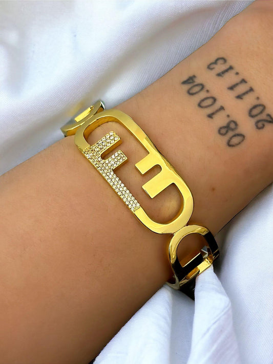 Zirkon Taş DEtaylı Paslanmaz Çelik Unisex Ayarlamalı Gıold Kelepçe Bileklik