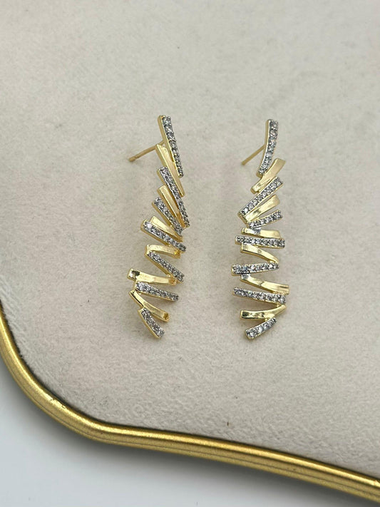 Zirkon Taş Detaylı Zik Zak Küpe (Çelik)