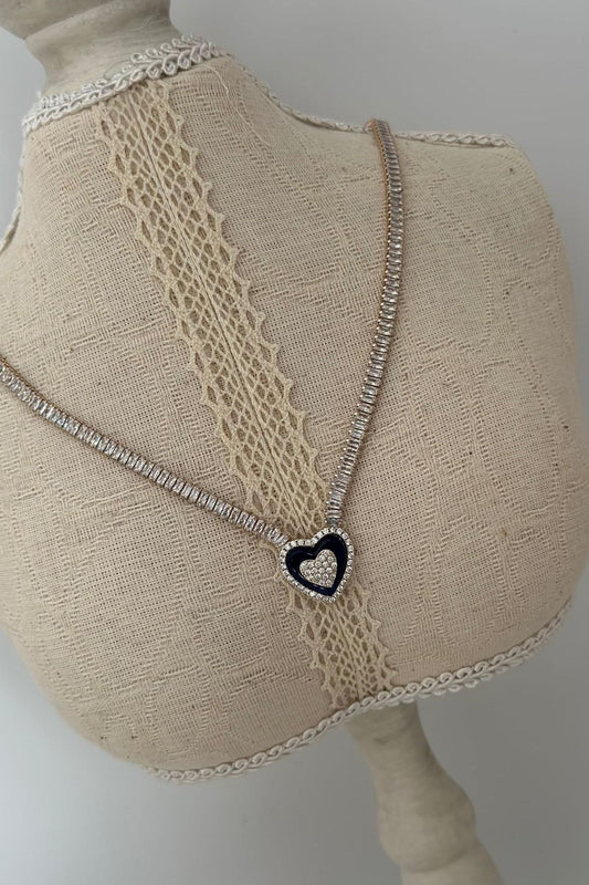 Zirkon Taş ve Baget Taş Detaylıı Kalp Kolye ( 40cm)