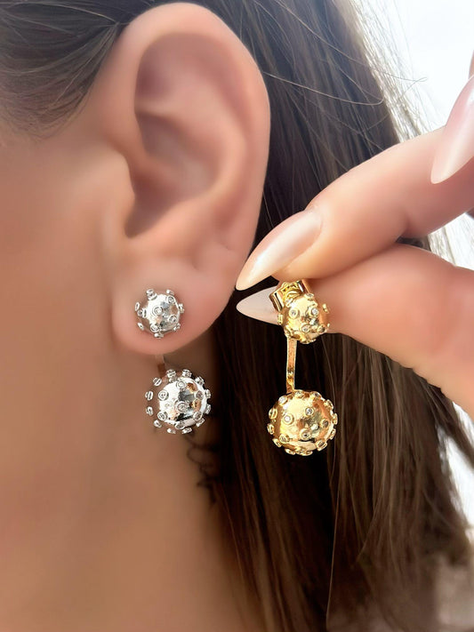 Zirkon Taş ve İkli Topçuk Detaylı Mininal Küpe