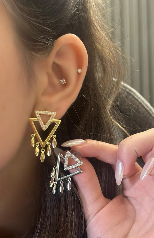 Zirkon Taş Ve Pul Detay Çelik Küpe