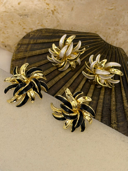 14K Altın Kaplama Gold Detaylı Çiçek Küpe