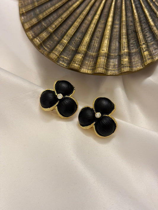 14K Altın Kaplama Siyah Tek Taş Detay Küpe