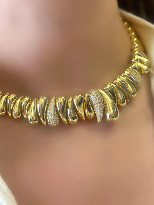 14K Altın Kaplama Zirkon Taş Detay Damla Kolye