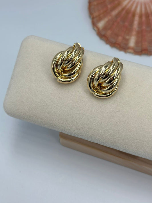 Düğüm Detaylı Çelik Küpe