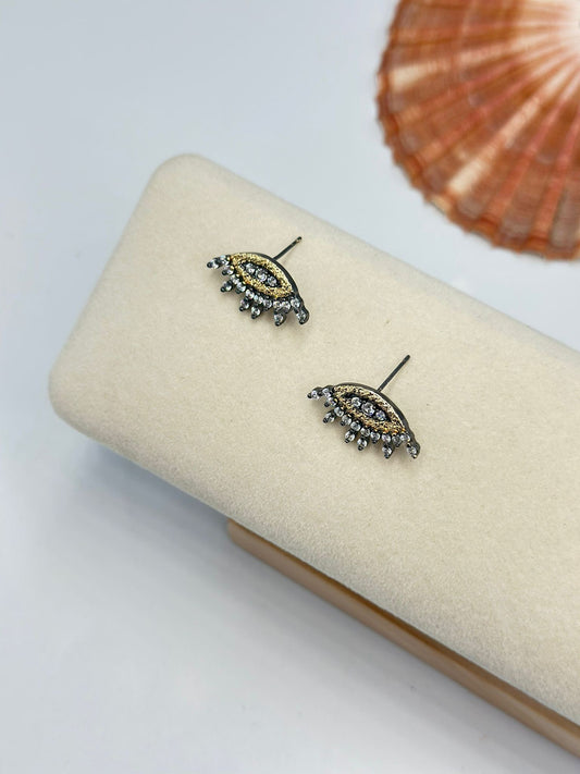 Zirkon Taş Detay Göz Küpe (Çelik)