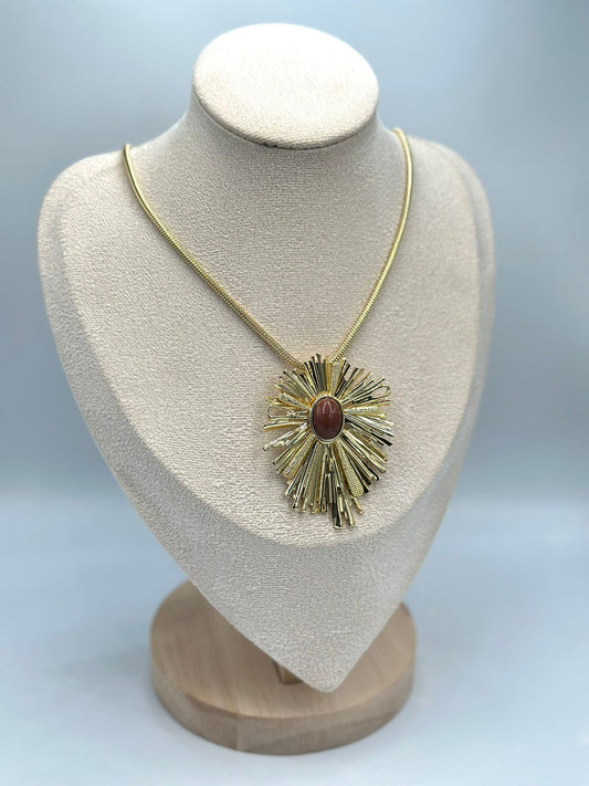 Çizgi Plaka Detaylı Pirinç Kaplama Kolye