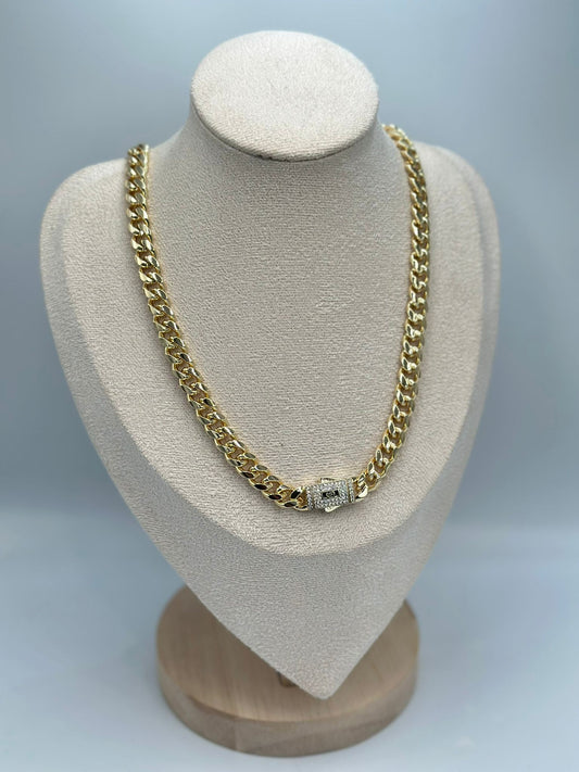 Zirkon Taş Önden Kilit Detay Kolye (Çelik)