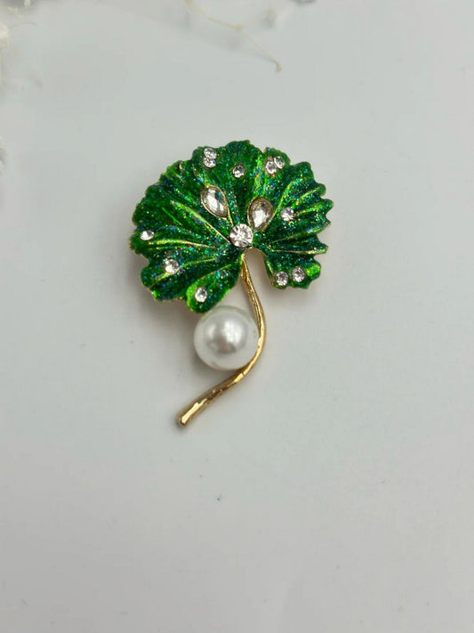 Zirkon Taş  Detay Yaprak Broş