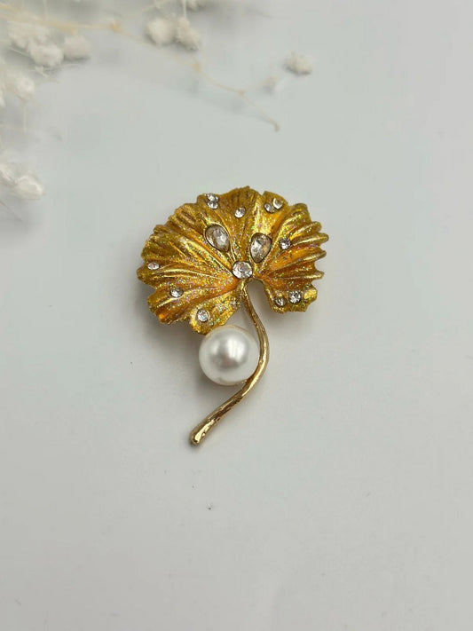 Zirkon Taş  Detay Yaprak Broş