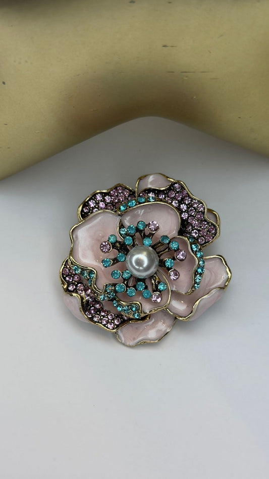 Zirkon Taş Detay Çiçek Broş
