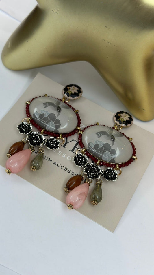 Kemik Ve Vintage Detay Sallantılı Küpe (Çelik)