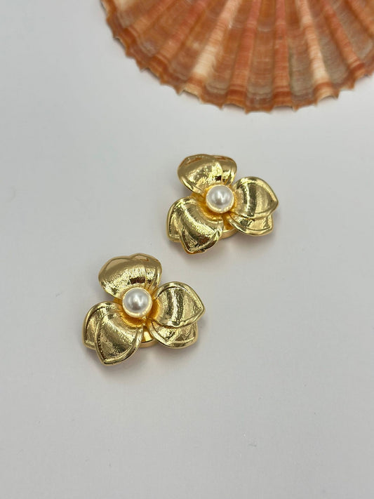 İnci Detaylı Gold Çiçek Manşet Broş